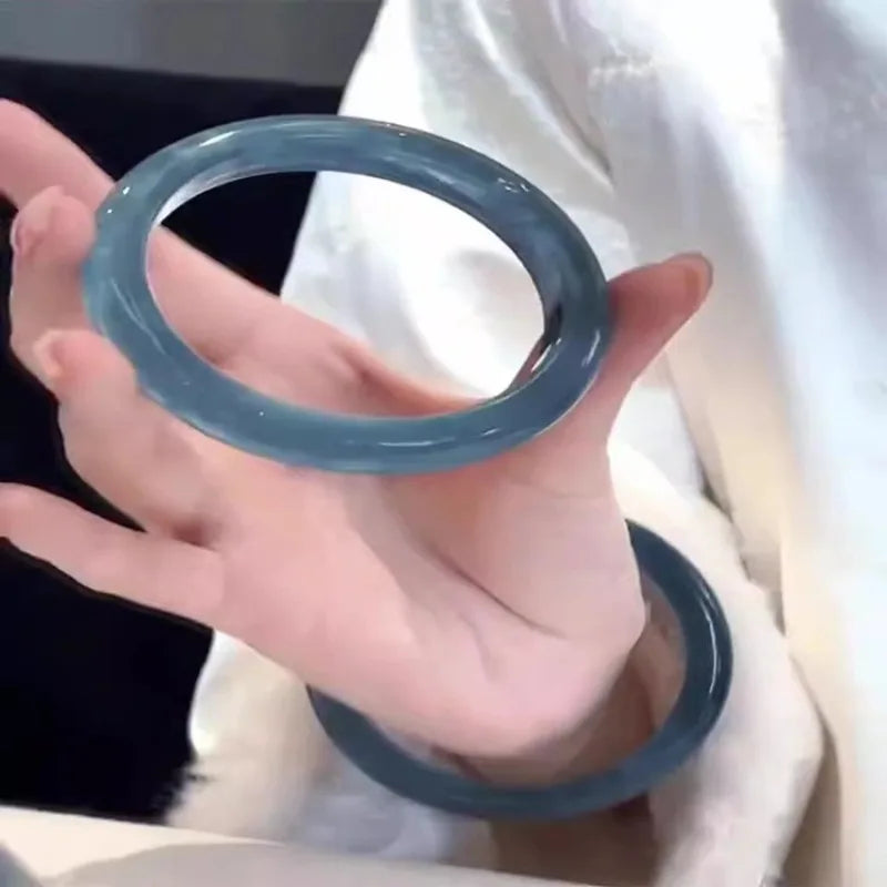 Natural High Ice Sea Blue Bracelet, Fashionable and Elegant Versatile Jade Bracelet