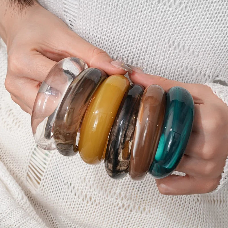 Smooth Round Acrylic Cuff Bangles for Women Vintage Exaggerated Jelly Color Smudging Bangle Wide Resin Bracelet Accessories M1