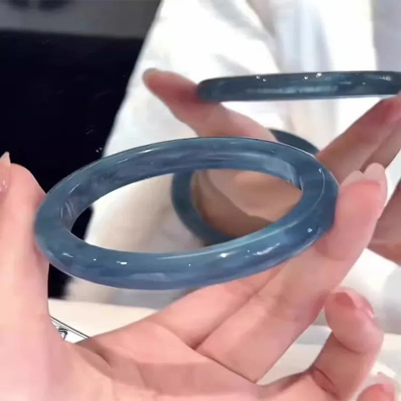 Natural High Ice Sea Blue Bracelet, Fashionable and Elegant Versatile Jade Bracelet